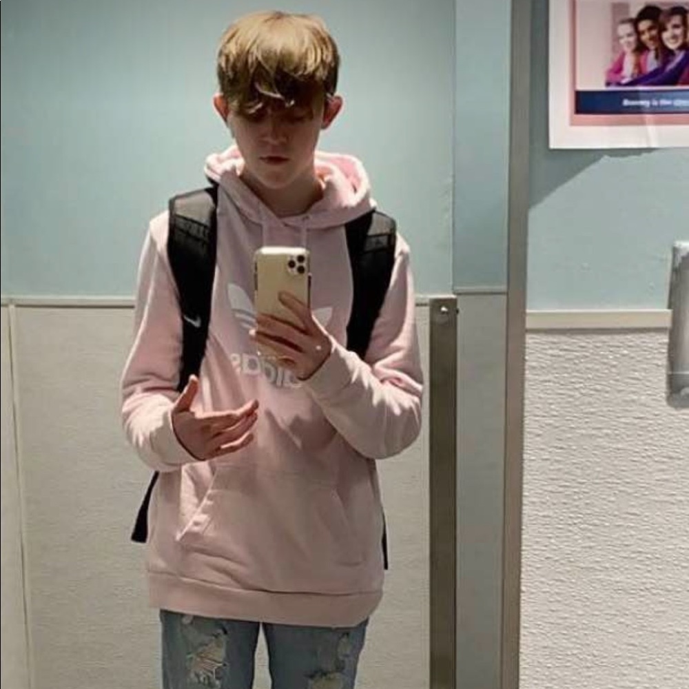 Meet your Posher, Drew